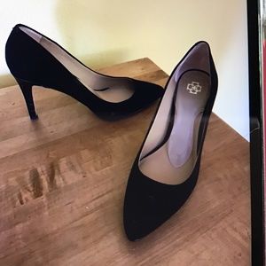 Black Suede Ann Taylor pump